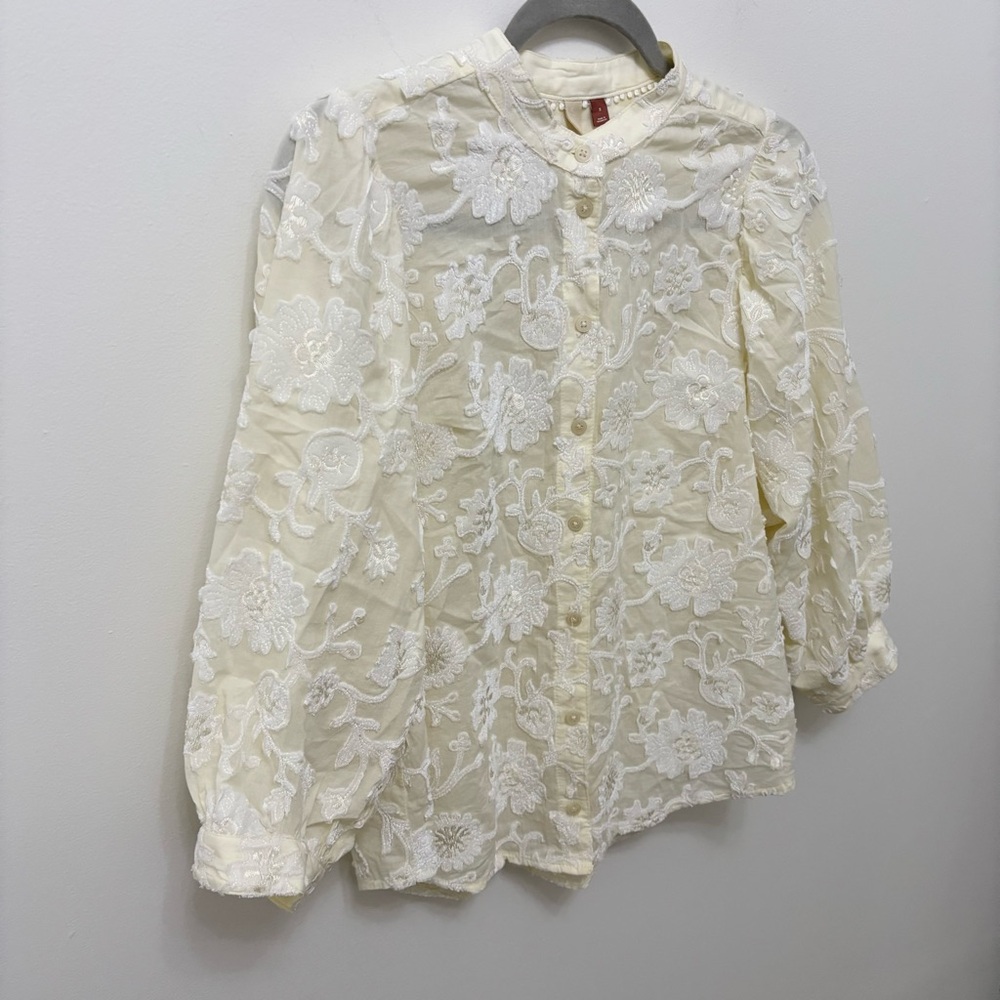 Anthropologie Ivory Floral Lace Button-Front Blouse - Picture 2 of 9